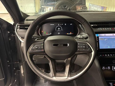 New 2026 Jeep Grand Cherokee Limited w/ Limited Altitude Package image 27