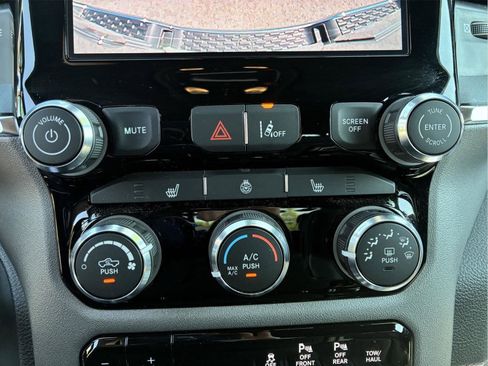 Used 2025 RAM 1500 Big Horn AWD/4WD image 24