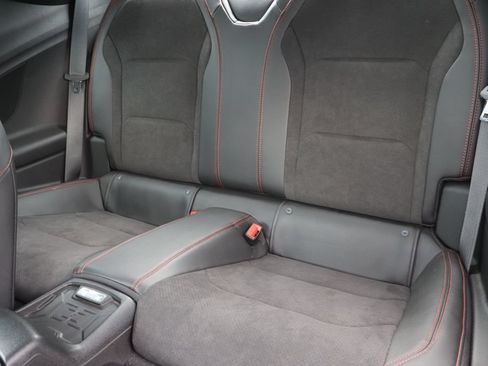 Used 2022 Chevrolet Camaro ZL1 RWD image 19