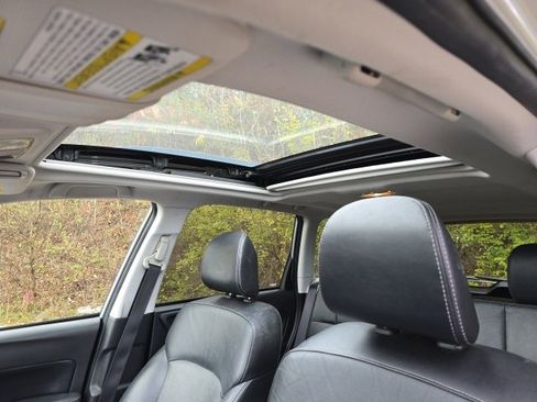 Used 2015 Subaru Forester 2.0XT Touring w/ Eyesight & Navigation System image 12