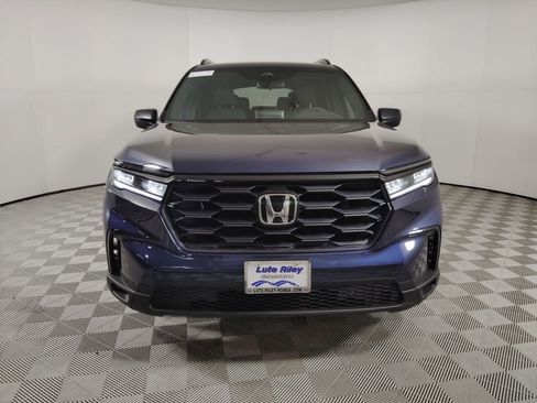 New 2025 Honda Pilot Sport image 6