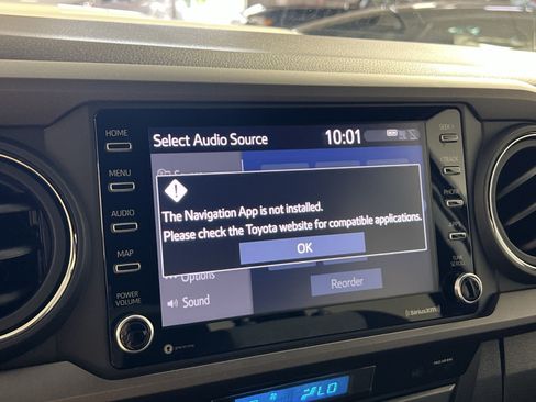 Used 2023 Toyota Tacoma TRD Sport w/ Black Out Package (TMS) AWD/4WD image 20