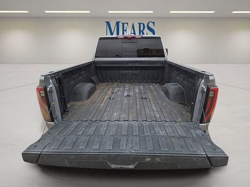 Used 2024 GMC Sierra 2500 AT4 w/ AT4 Premium Plus Package image 14