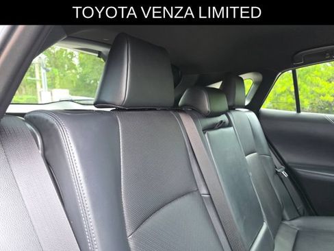 Used 2024 Toyota Venza Limited AWD/4WD image 14