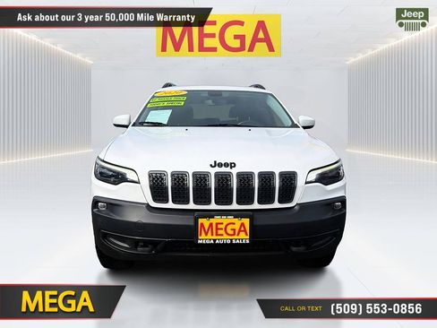 Used 2020 Jeep Cherokee Latitude w/ Quick Order Package 26F North AWD/4WD image 2