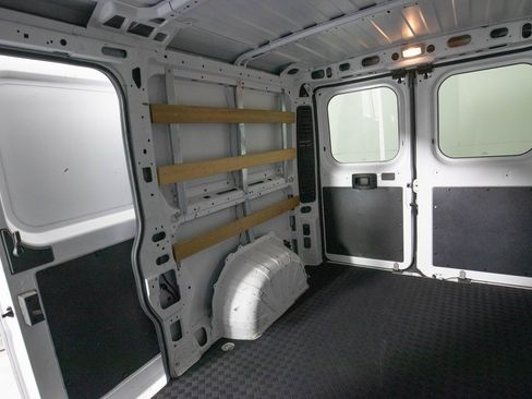 Used 2023 RAM ProMaster 2500 image 16