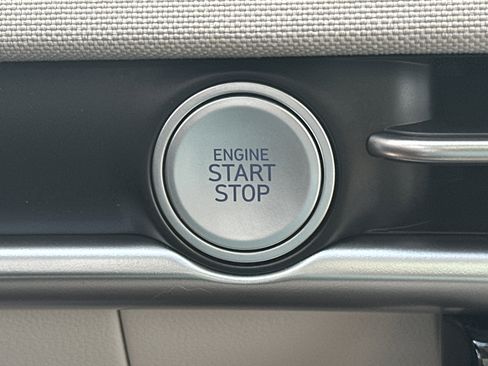 New 2026 Hyundai Tucson Limited image 25