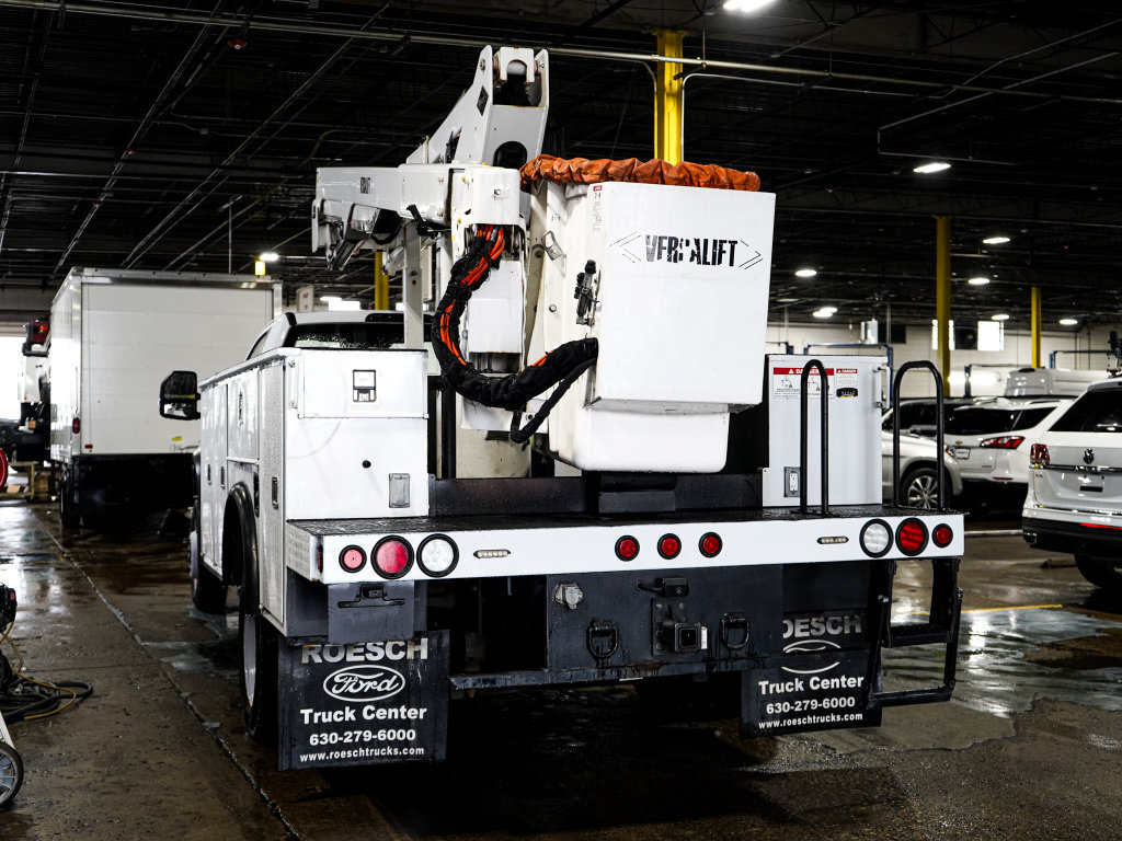Used 2019 Ford F550 4x4 Regular Cab Super Duty image 4