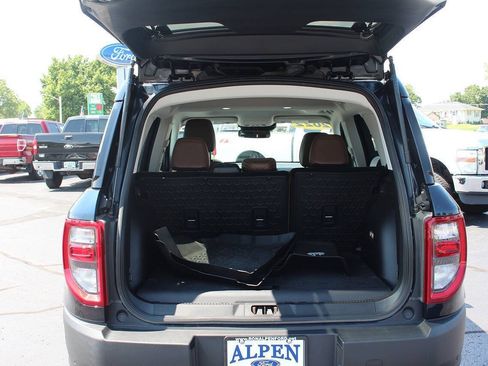 Used 2022 Ford Bronco Sport Outer Banks w/ Tech Package AWD/4WD image 7