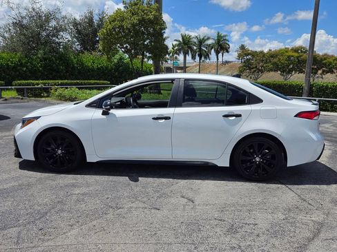 Used 2022 Toyota Corolla SE FWD image 14