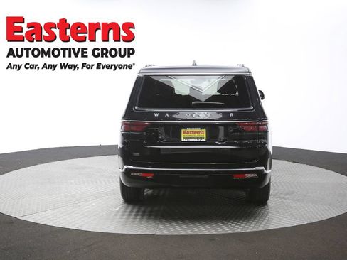 Used 2022 Jeep Wagoneer Series II AWD/4WD image 38