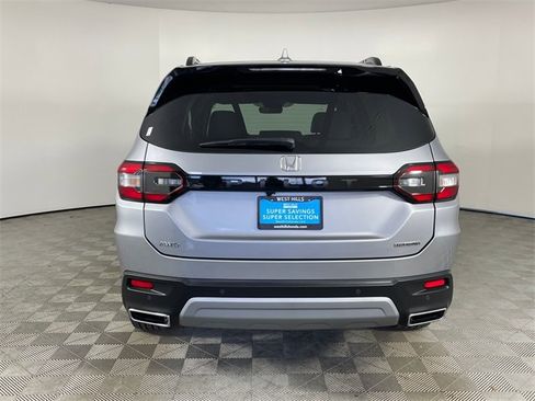 Certified 2025 Honda Pilot Touring image 26