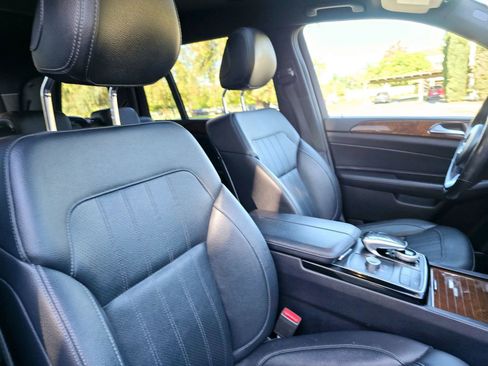 Used 2019 Mercedes-Benz GLS 450 4MATIC w/ Premium 1 Package image 30