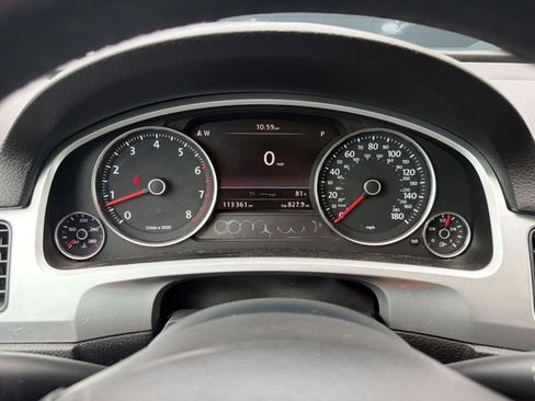 Used 2014 Volkswagen Touareg VR6 AWD/4WD image 16