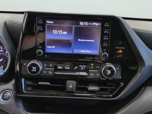 Used 2021 Toyota Highlander XSE AWD/4WD image 11