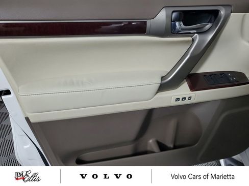 Used 2016 Lexus GX 460 w/ Premium Package AWD/4WD image 19