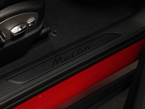 New 2026 Porsche Macan AWD/4WD image 24