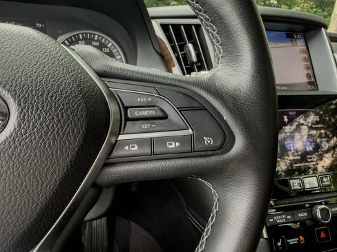 Used 2018 INFINITI Q50 Luxe w/ Essential Package (3.0T Luxe) RWD image 8