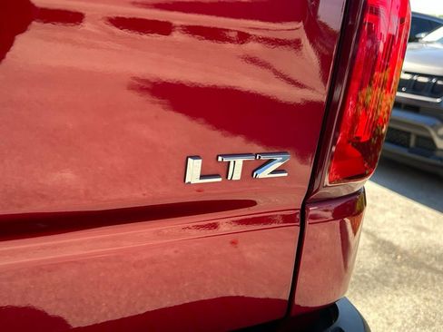 Used 2022 Chevrolet Silverado 1500 LTZ w/ Technology Package image 31