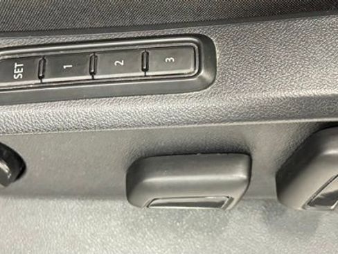 Used 2021 Volkswagen Atlas Cross Sport SEL R-Line image 25