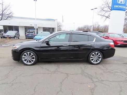 Used 2013 Honda Accord Sport image 3