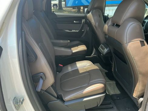 Used 2014 GMC Acadia SLT AWD/4WD image 21