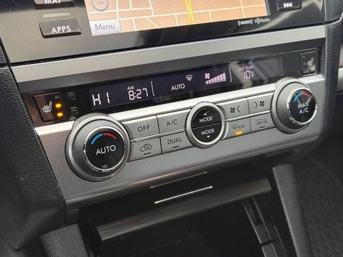 Used 2017 Subaru Outback 2.5i Limited image 28