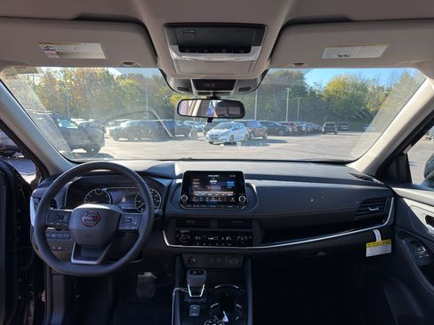 New 2026 Nissan Rogue SV image 28