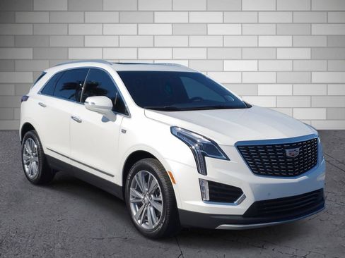 Used 2025 Cadillac XT5 Premium Luxury image 8