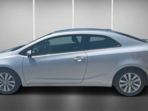 Used 2016 Kia Forte Koup EX FWD image 13