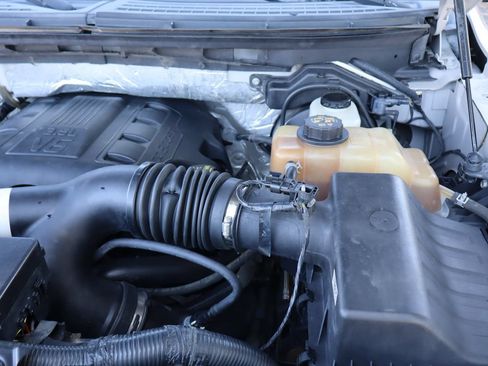 Used 2013 Ford F150 Platinum AWD/4WD image 40