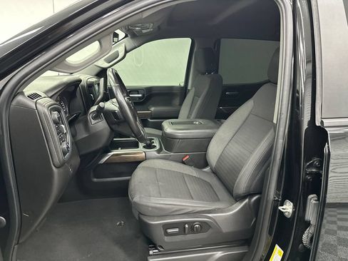 Used 2021 Chevrolet Silverado 1500 LT Trail Boss w/ Bed Protection Package AWD/4WD image 9