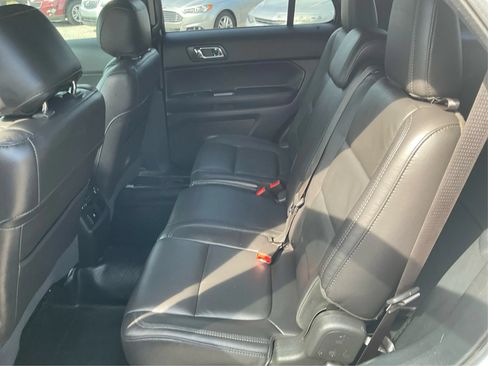 Used 2017 Ford Explorer 4WD Police Interceptor image 10