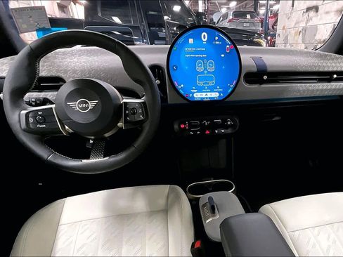 Used 2026 MINI Cooper 2-Door Hardtop image 14