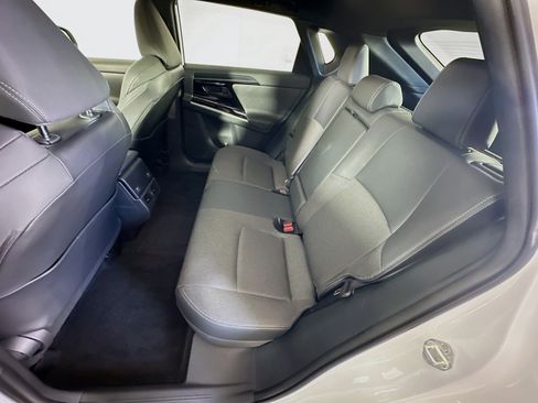 Used 2023 Toyota bZ4X XLE w/ Weather Package FWD image 29