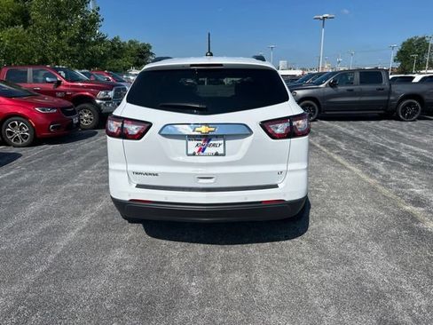 Used 2017 Chevrolet Traverse LT FWD image 10