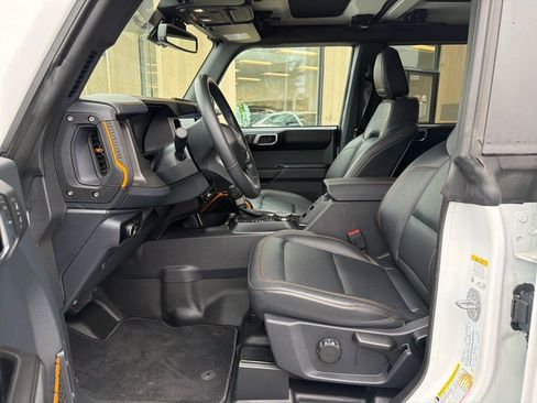 Used 2024 Ford Bronco Badlands AWD/4WD image 12
