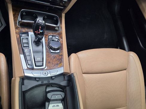 Used 2014 BMW 750i xDrive AWD/4WD image 30