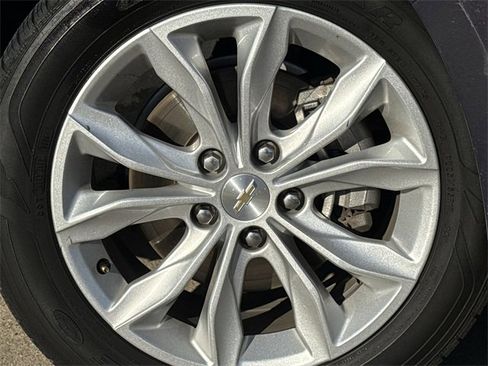 Used 2025 Chevrolet Malibu LT image 10