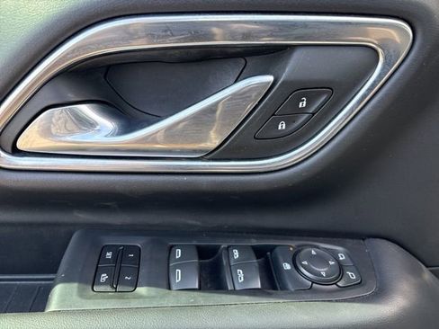 Used 2021 Chevrolet Tahoe Z71 image 23