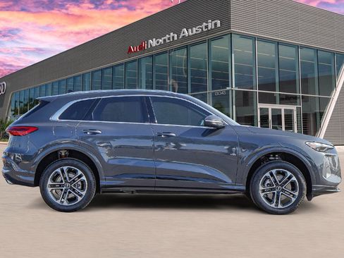 New 2025 Audi Q5 Premium image 3