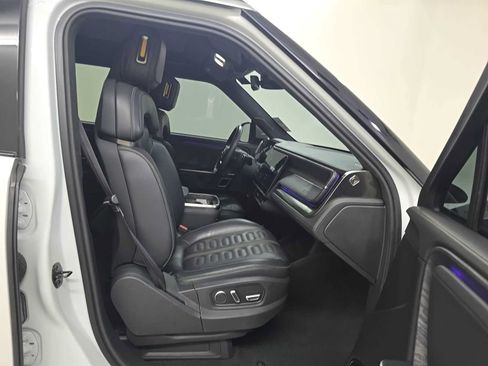 Used 2024 Rivian R1S Adventure AWD/4WD image 8