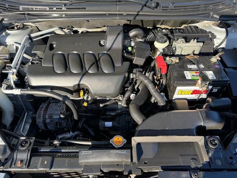 Used 2012 Nissan Sentra 2.0 SR w/ Special Edition Pkg image 12