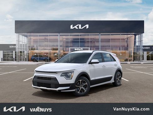 New 2026 Kia Niro LX FWD image 28