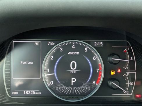 Used 2023 Lexus ES 350 w/ Premium Package image 10