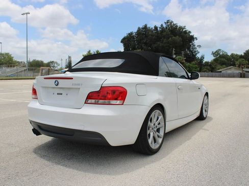 Used 2013 BMW 135i Convertible RWD image 16
