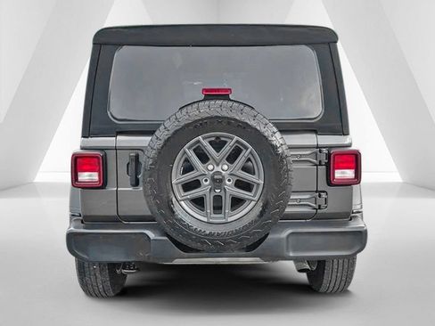Used 2024 Jeep Wrangler Unlimited Sport AWD/4WD image 6