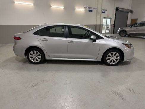 Used 2026 Toyota Corolla LE FWD image 9