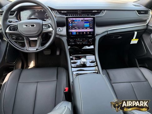 New 2025 Jeep Grand Cherokee Overland w/ Adv Protech Group III AWD/4WD image 25
