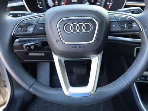 Used 2024 Audi Q3 2.0T Premium Plus w/ Premium Plus Package AWD/4WD image 11